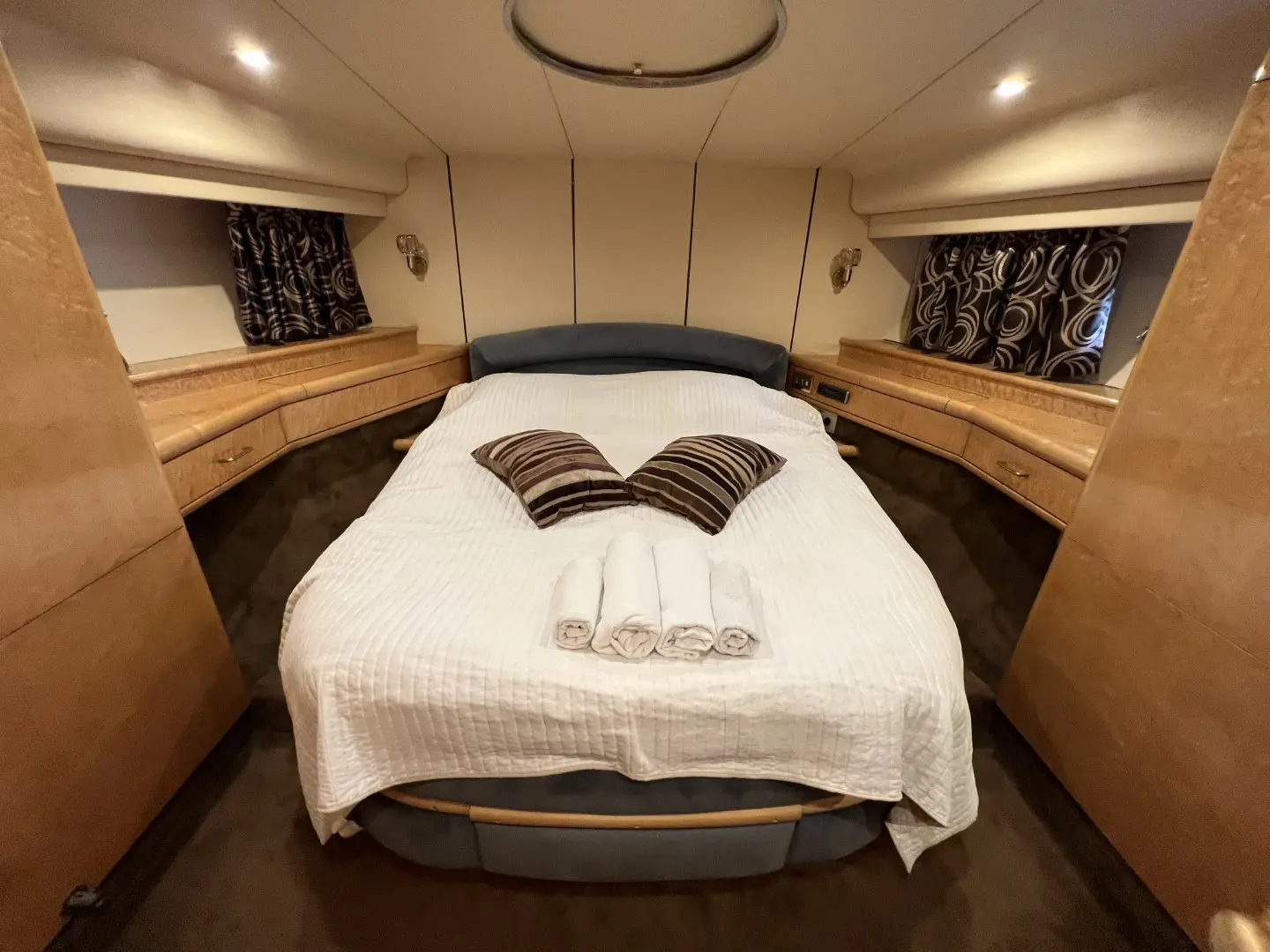 Thumbnail von Fairline Squadron 62