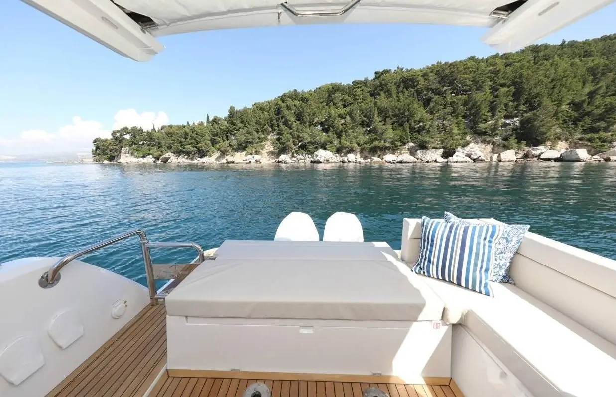 Thumbnail von Sealine C335