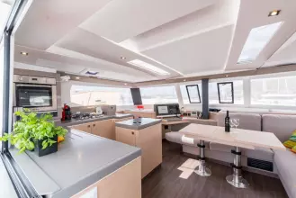 Thumbnail von Fountaine Pajot Saona 47