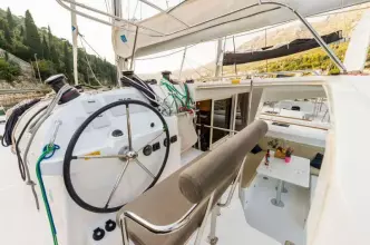 Thumbnail von Lagoon 400 S2