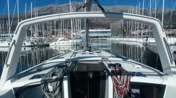 Thumbnail von Beneteau Oceanis 48