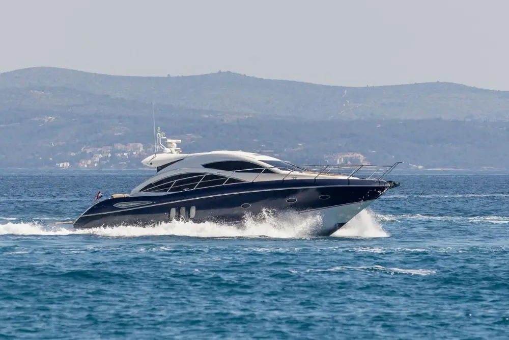 Sunseeker Predator 52