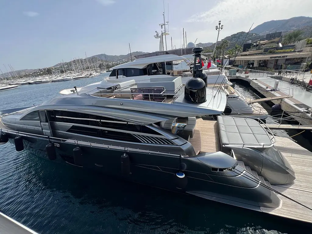 Thumbnail von Pershing 92