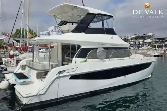 Aquila 42 Yacht
