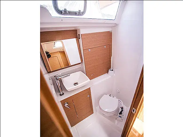 Thumbnail von Dufour 460 Grand Large