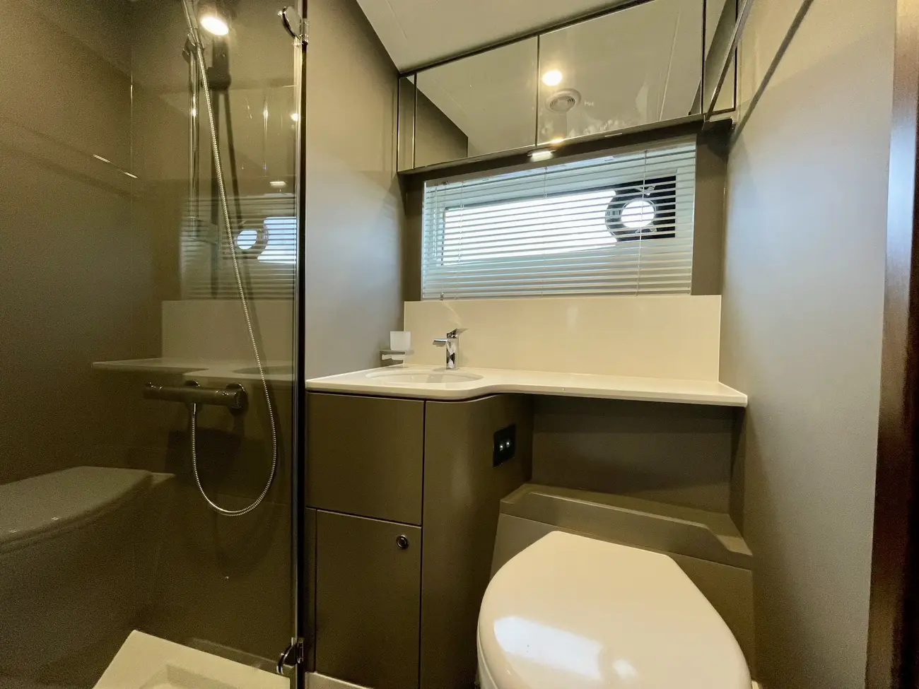 Thumbnail von Fairline Targa 40