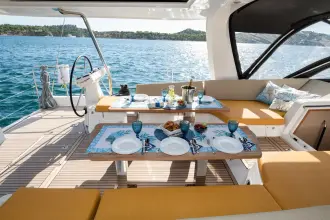 Thumbnail von Jeanneau Yachts 60