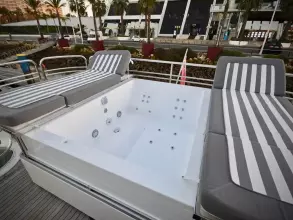 Thumbnail von Sunseeker 88 Yacht EXIMIUS