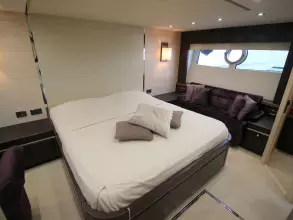 Thumbnail von Sunseeker 68 Sport Yacht ESCAPE