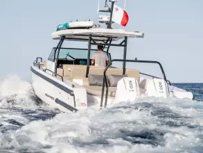 Thumbnail von Axopar 37 Sun Top FONZIE