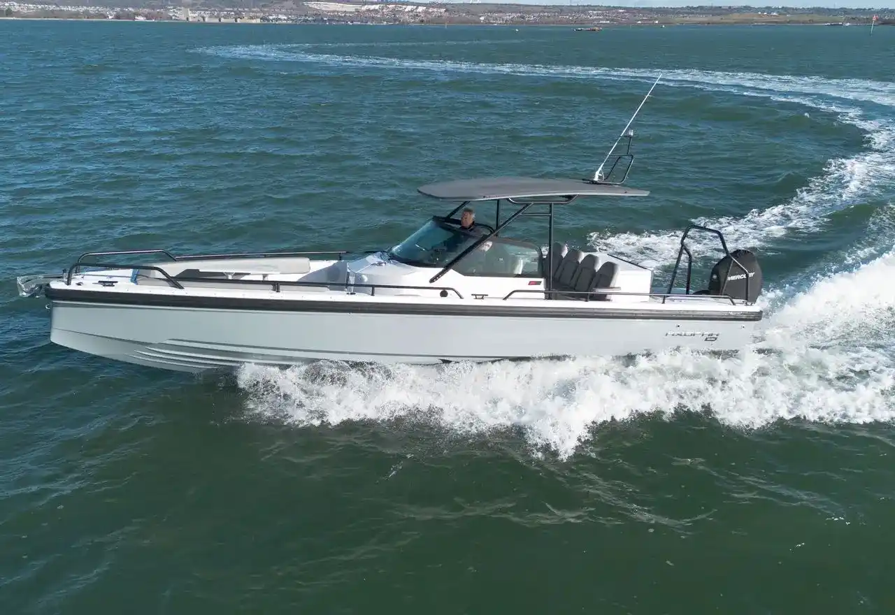 Axopar 28 T Top TALON