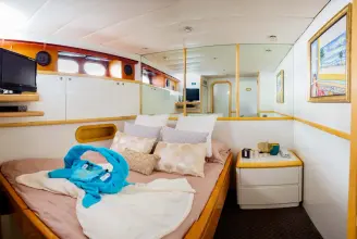 Thumbnail von Azimut 90 AZIMUT 90