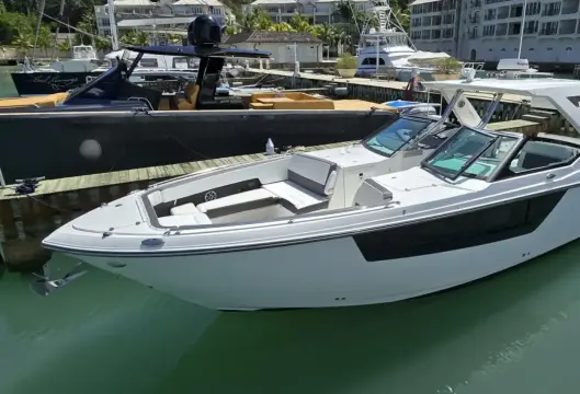 Monterey 378 Super Express Amante
