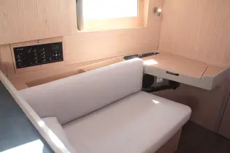 Thumbnail von Beneteau Oceanis 41.1 BASKI ALTINDA