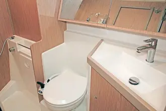 Thumbnail von Beneteau Oceanis 41.1 BASKI ALTINDA