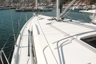 Thumbnail von Beneteau Oceanis 41.1 BASKI ALTINDA