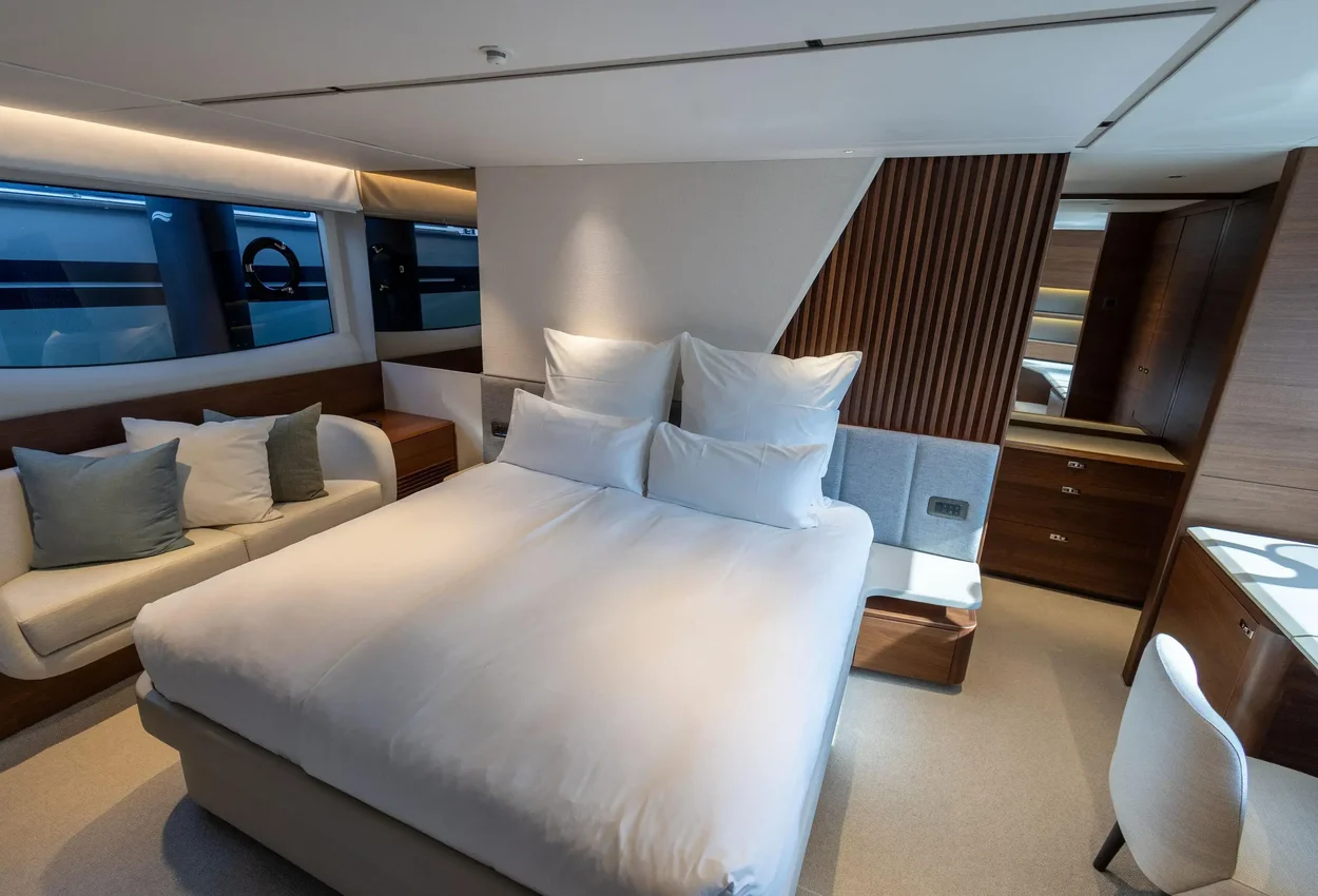 Thumbnail von Princess Y72 Maxi