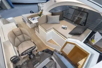 Thumbnail von Galeon 335 HTS