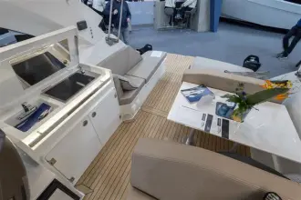 Thumbnail von Galeon 335 HTS