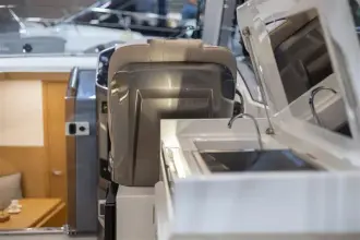 Thumbnail von Galeon 335 HTS