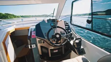 Thumbnail von Galeon 335 HTS