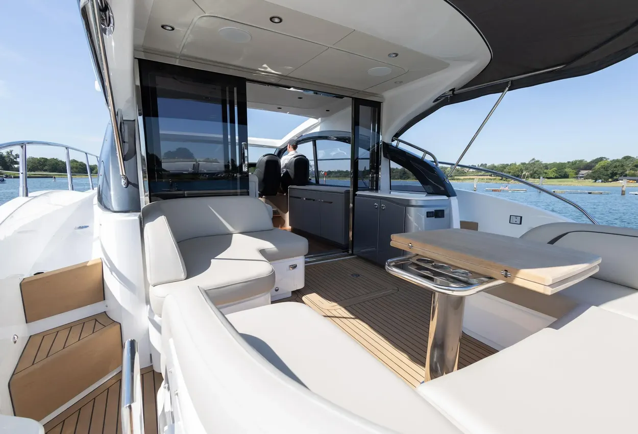 Thumbnail von Princess V50 3 CABIN DECK VERSION