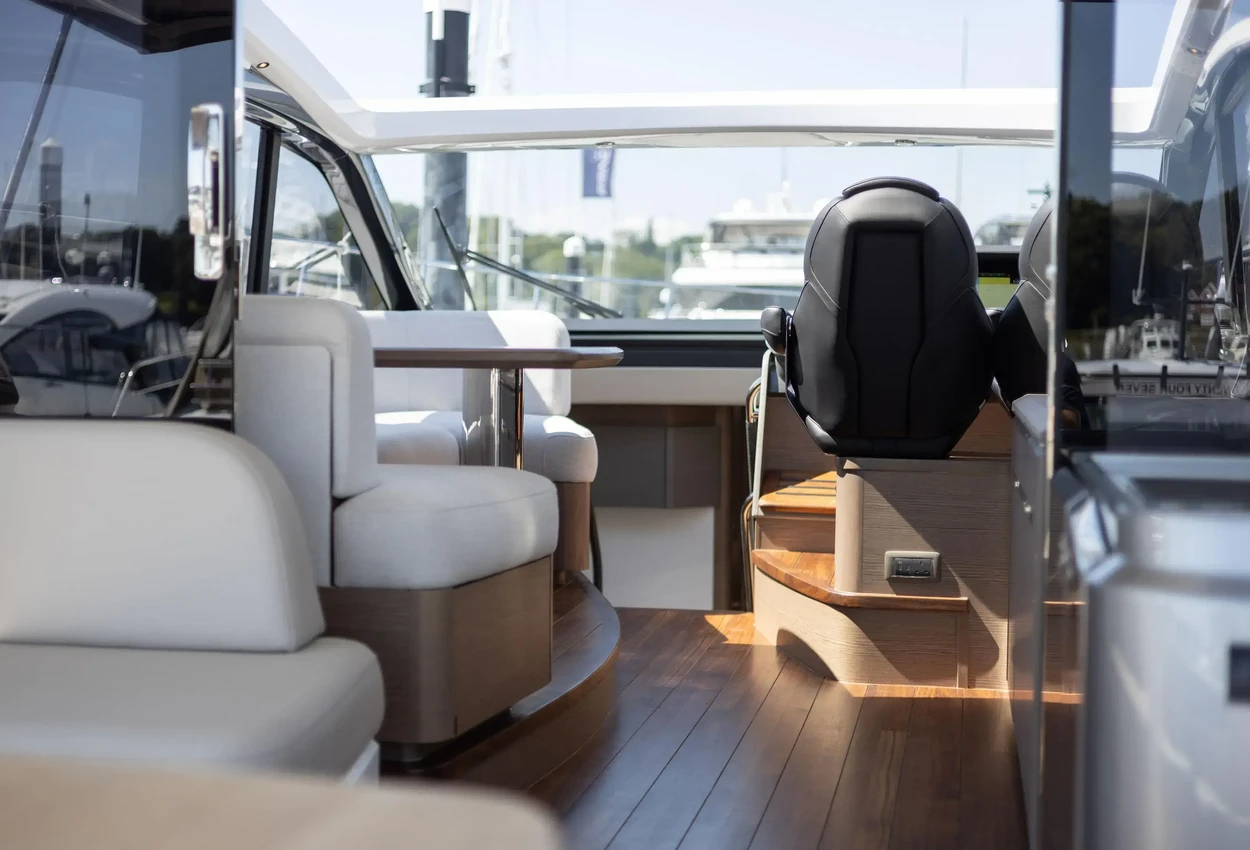 Thumbnail von Princess V50 3 CABIN DECK VERSION