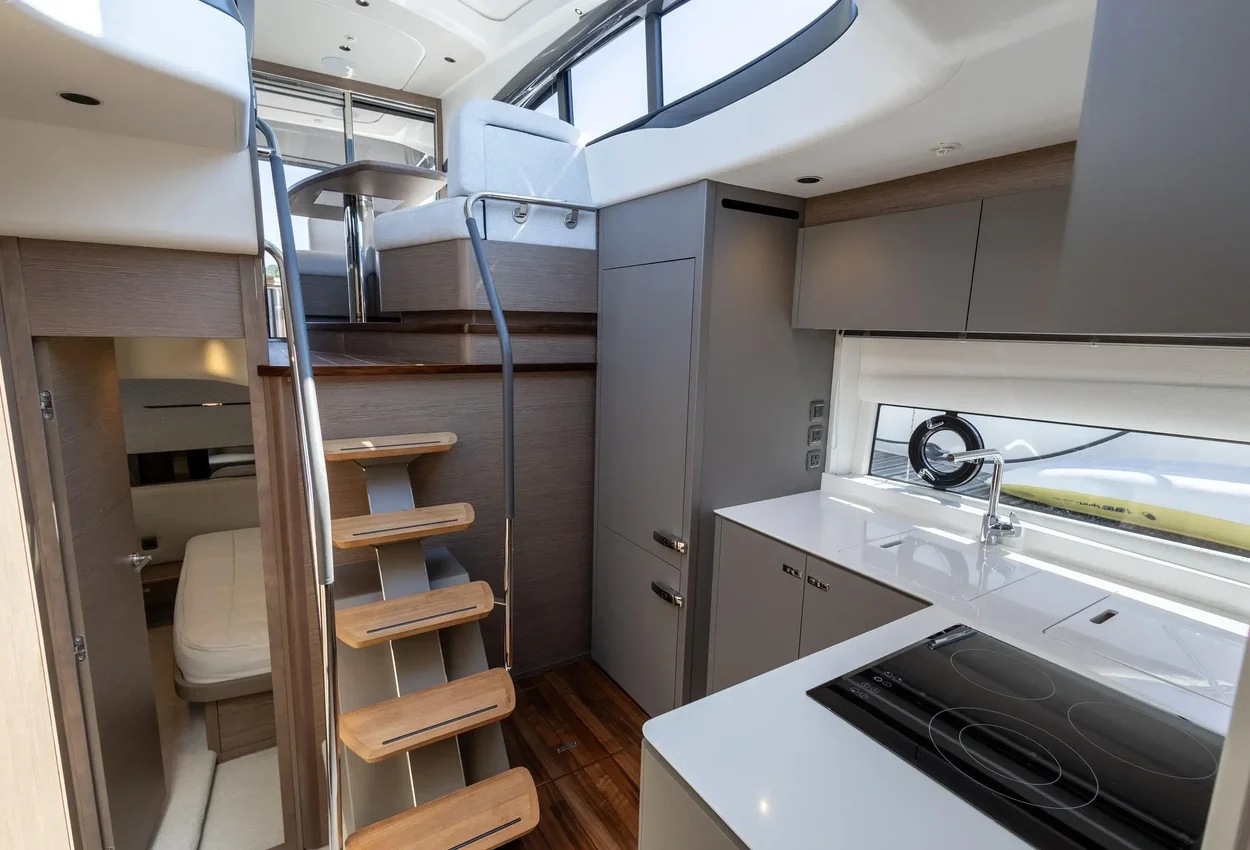 Thumbnail von Princess V50 3 CABIN DECK VERSION