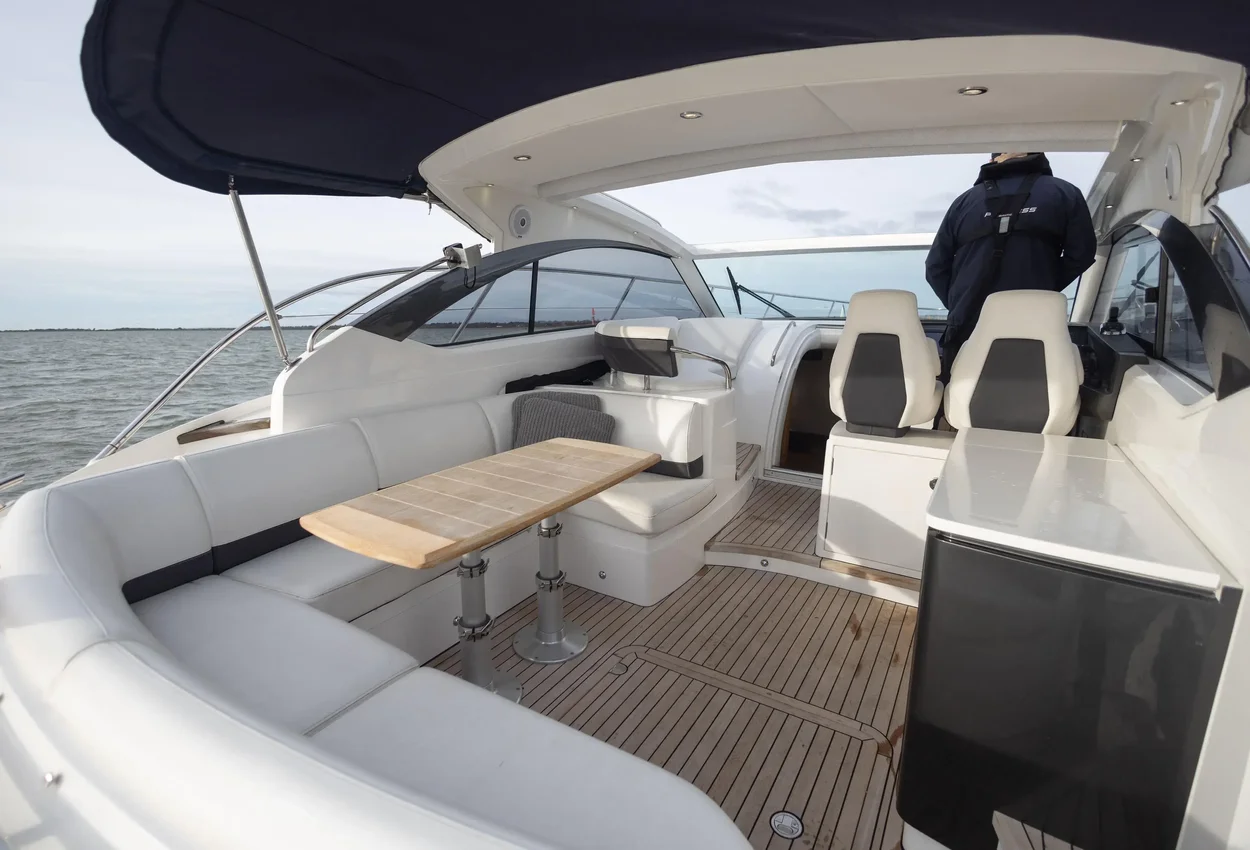 Thumbnail von Princess V39 Viola III