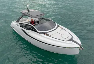 Thumbnail von Fairline F Line 33 AY2295