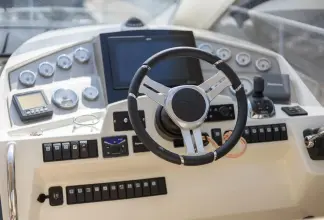 Thumbnail von Prestige 42s