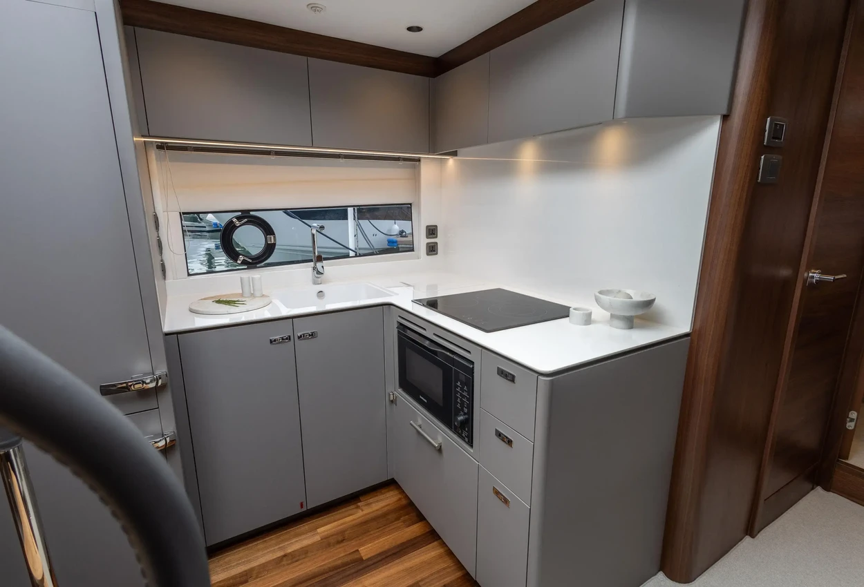 Thumbnail von Princess V50 Eos