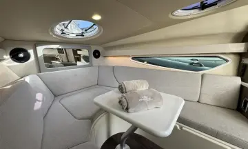 Thumbnail von Regal 28 Express