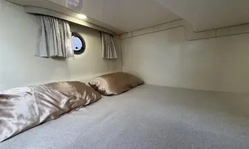 Thumbnail von Regal 28 Express