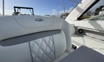 Thumbnail von Regal 28 Express