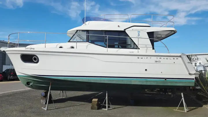 Beneteau Swift Trawler 30