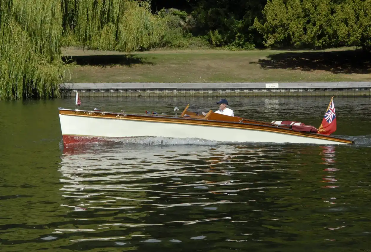 Andrews Boats 25' Slipper Launch Casablanca