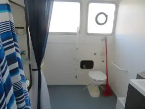 Thumbnail von Houseboat Powercat 40