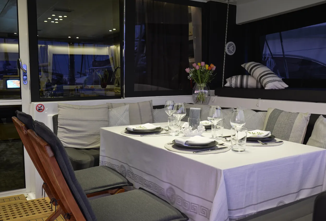 Thumbnail von Lagoon 560 Avra