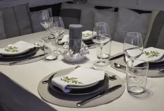 Thumbnail von Lagoon 560 Avra