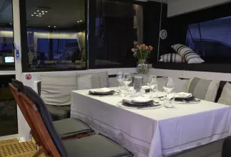 Thumbnail von Lagoon 560 Avra