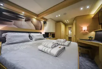 Thumbnail von Lagoon 560 Avra