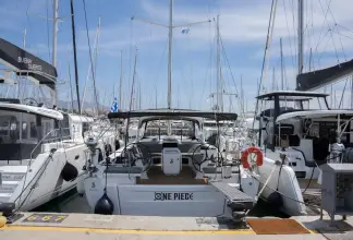 Thumbnail von Beneteau Oceanis 51.1 One Piece