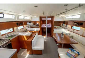 Thumbnail von Beneteau Oceanis 51.1 One Piece