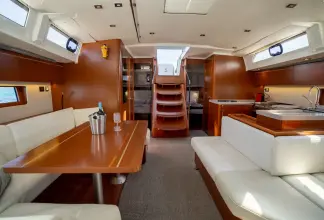 Thumbnail von Beneteau Oceanis 51.1 One Piece