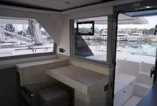 Thumbnail von Leopard 45 Marina