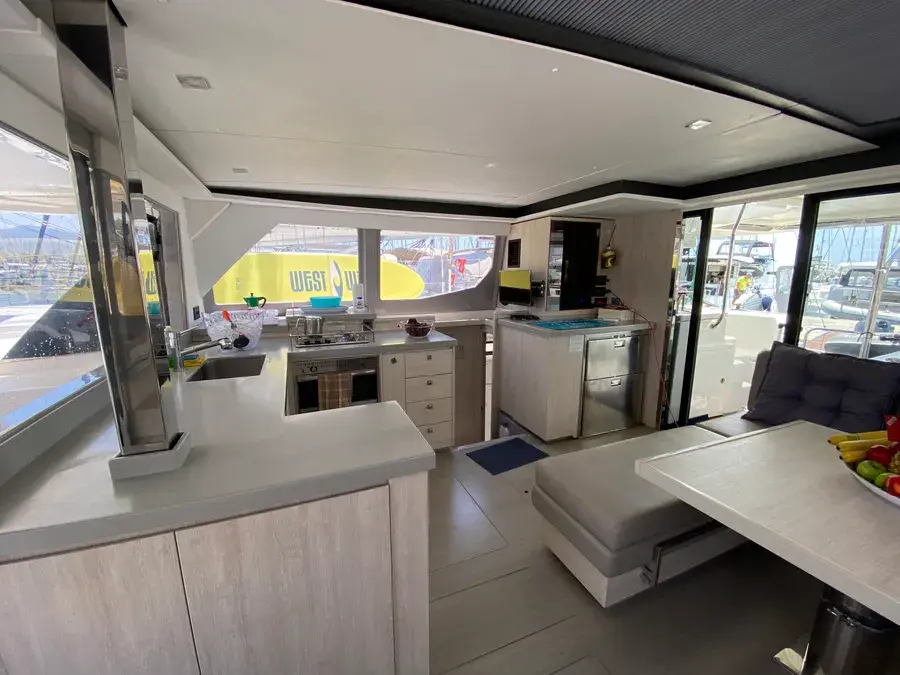 Thumbnail von Leopard 45 Marina