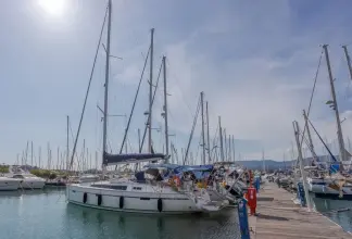 Thumbnail von Bavaria Cruiser 41