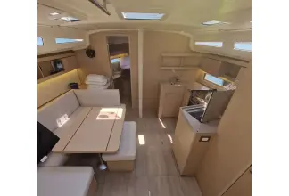 Thumbnail von Beneteau Oceanis 40.1