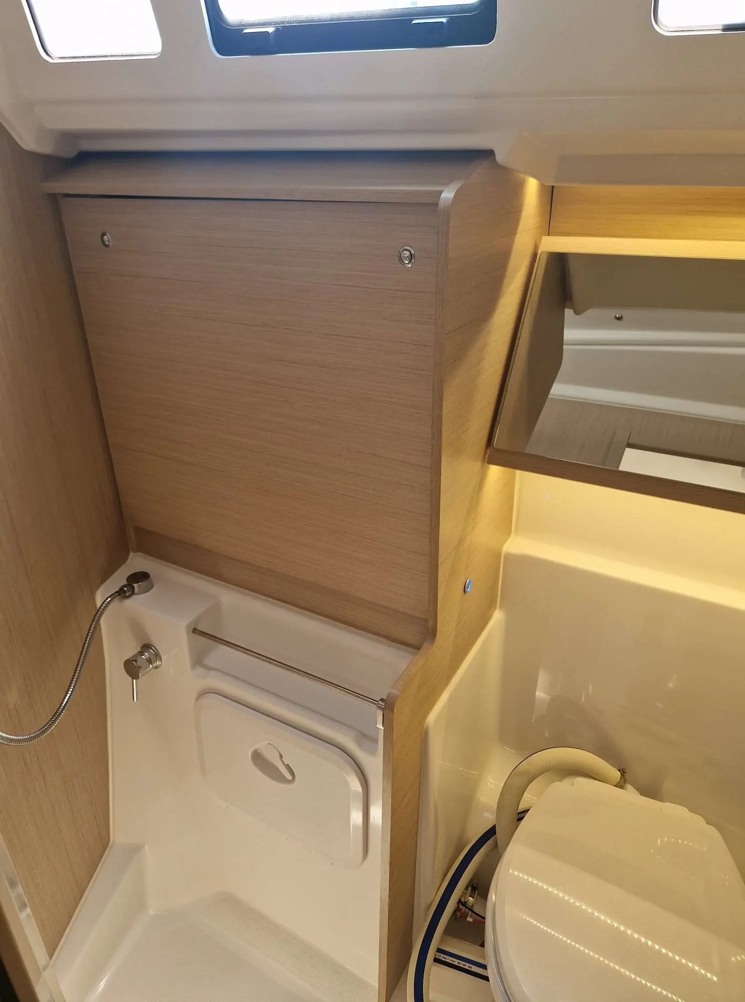 Thumbnail von Beneteau Oceanis 40.1